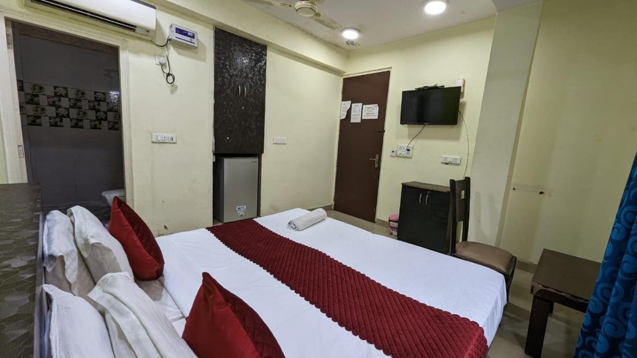 Sun Residency - Near Lajpat Nagar Metro Station Hotel New Delhi